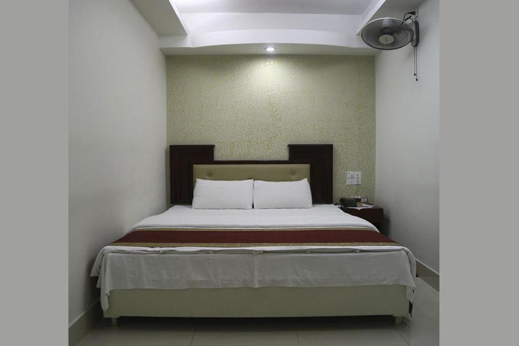 Hotel City Plaza Jessore ภายนอก รูปภาพ