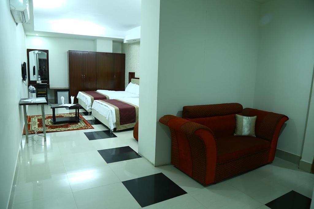 Hotel City Plaza Jessore ภายนอก รูปภาพ