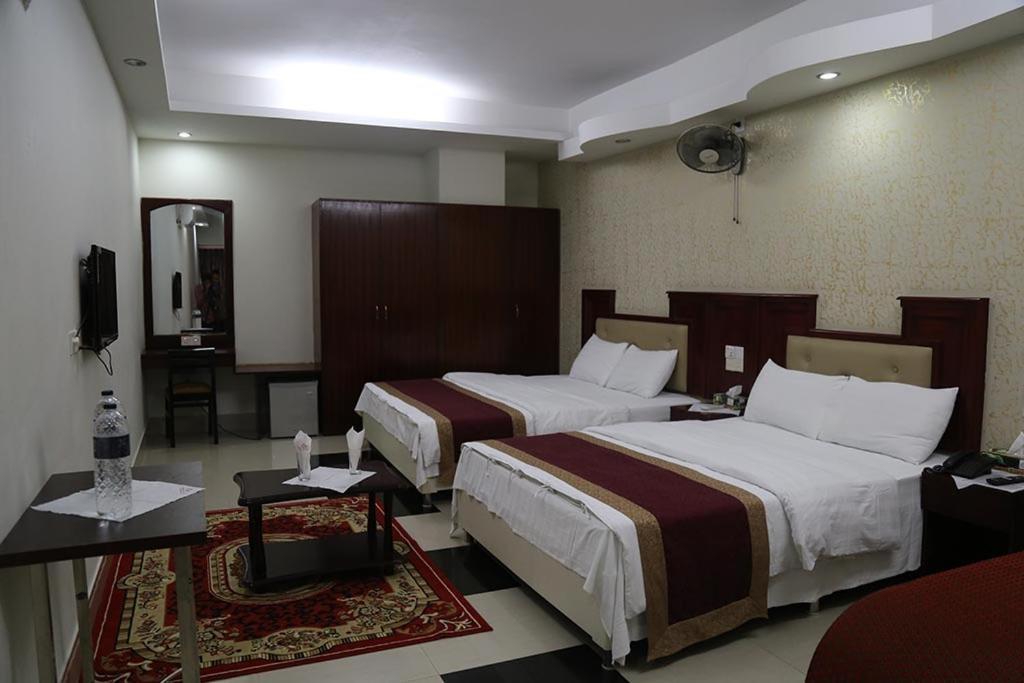 Hotel City Plaza Jessore ภายนอก รูปภาพ